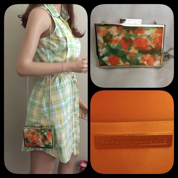 Sondra Roberts Metal Floral Crossbody/Clutch Bag - Picture 3 of 8